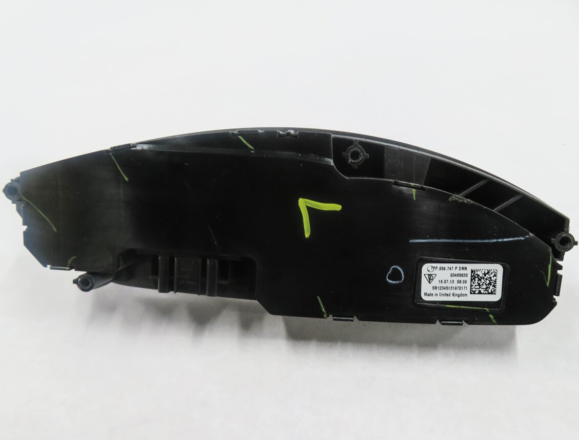 Thumbnail 6: 2014 PORSCHE CAYENNE (958) LEFT FRONT DRIVER SEAT ADJUSTMENT SWITCH