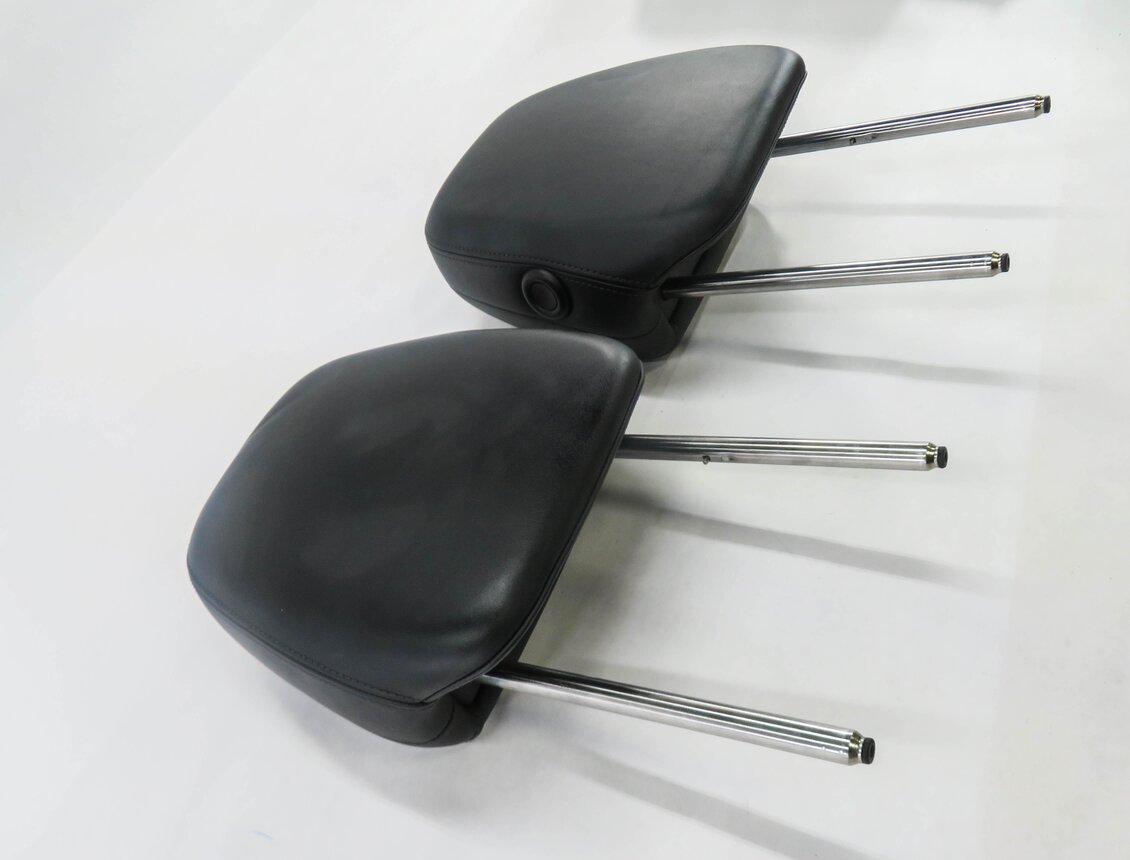 Thumbnail 4: 2014 PORSCHE CAYENNE (958) FRONT LEFT & RIGHT SEAT HEADREST SET-2 (BLACK)