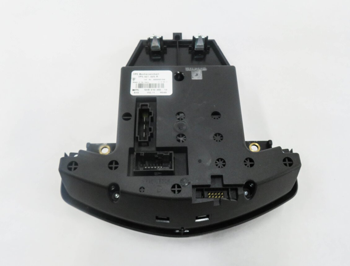 Thumbnail 6: 2014 PORSCHE CAYENNE (958) FRONT CENTRAL LOCKING HEATED SEAT SWITCH BUTTON