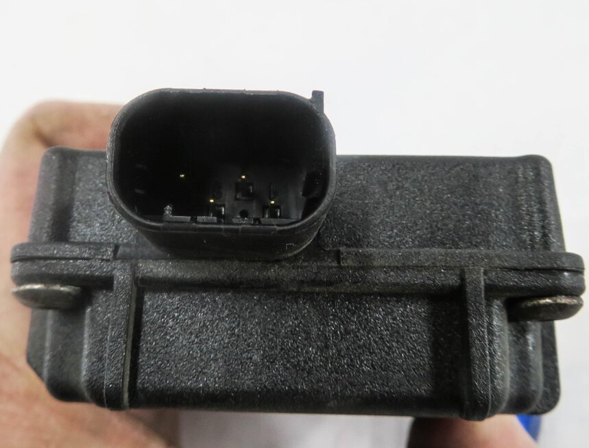 Thumbnail 6: 2014 PORSCHE CAYENNE (958) HOMELINK GARAGE DOOR GATE OPENER CONTROL MODULE