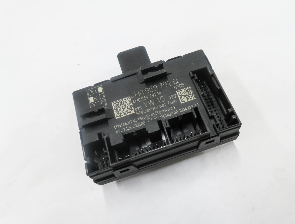 2014 PORSCHE CAYENNE (958) RIGHT FRONT PASSENGER DOOR CONTROL MODULE