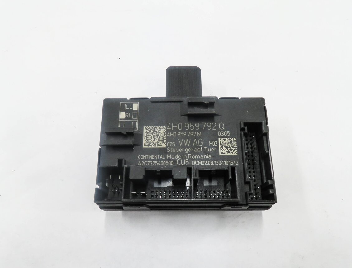 Thumbnail 2: 2014 PORSCHE CAYENNE (958) RIGHT FRONT PASSENGER DOOR CONTROL MODULE