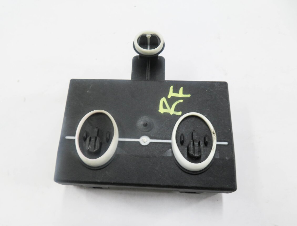 Thumbnail 6: 2014 PORSCHE CAYENNE (958) RIGHT FRONT PASSENGER DOOR CONTROL MODULE