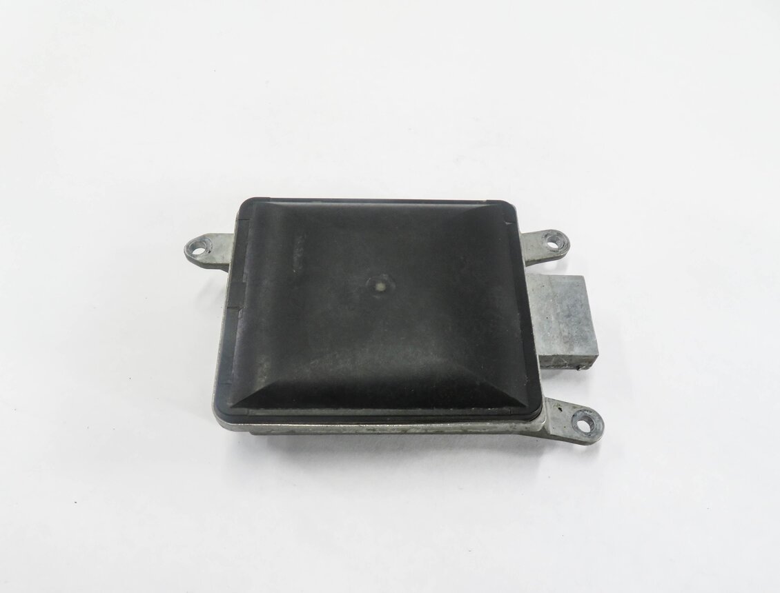 Thumbnail 5: 2011-2016 PORSCHE CAYENNE (958) LEFT DRIVER REAR BLIND SPOT RADAR MODULE