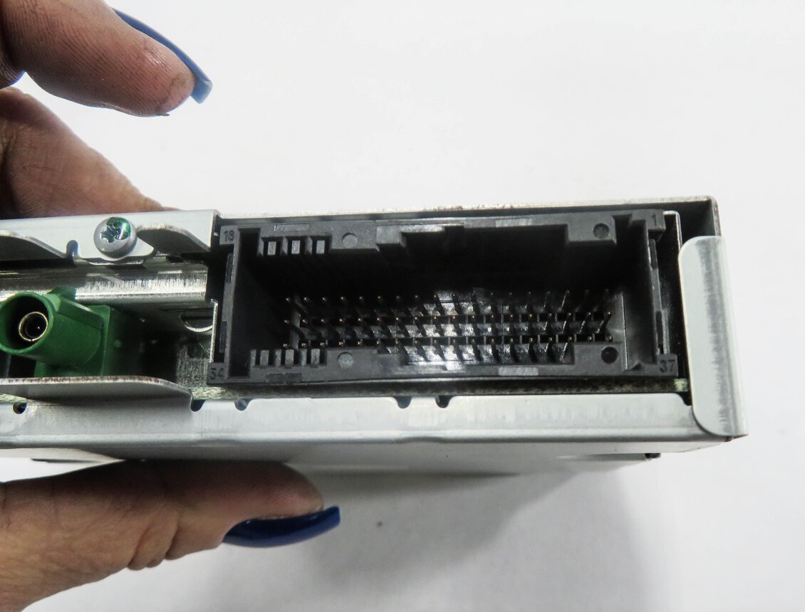 Thumbnail 7: 2011-2016 PORSCHE CAYENNE (958) REARVIEW CAMERA CONTROL MODULE