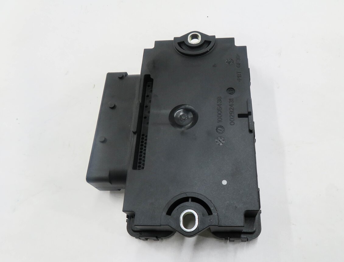 Thumbnail 6: 2014 PORSCHE CAYENNE (958) EMERGENCY PARKING BRAKE CONTROL MODULE