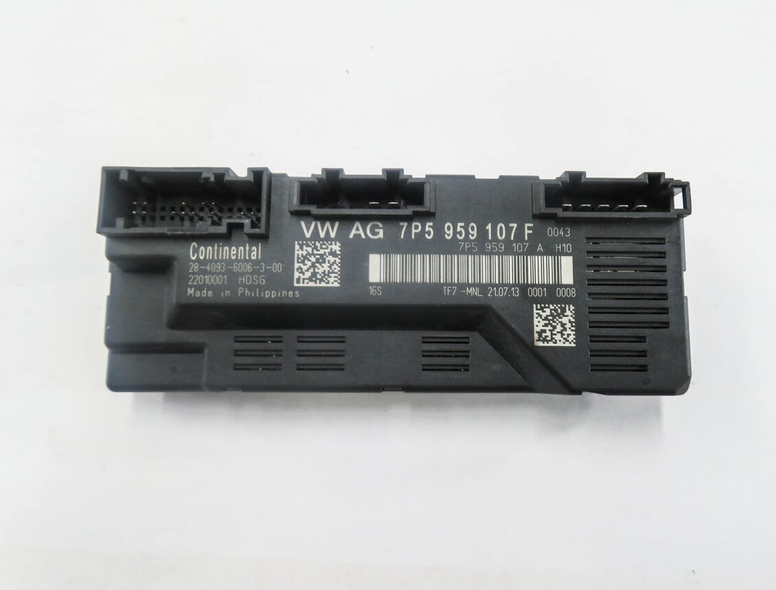 Thumbnail 2: 2014 PORSCHE CAYENNE (958) REAR TRUNK LIFT LIFTGATE CONTROL MODULE