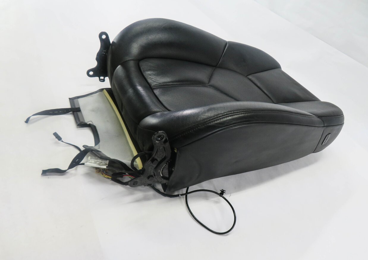 Thumbnail 2: 2011-2014 PORSCHE CAYENNE (958) DRIVER - UPPER TOP HEATED SEAT CUSHION (BLACK)