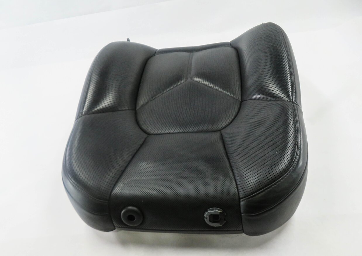 Thumbnail 4: 2011-2014 PORSCHE CAYENNE (958) DRIVER - UPPER TOP HEATED SEAT CUSHION (BLACK)