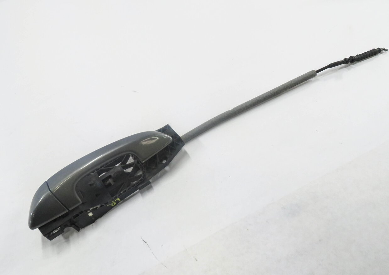 2011-2018 PORSCHE CAYENNE (958) LEFT REAR EXTERIOR DOOR HANDLE (METEOR GRAY)