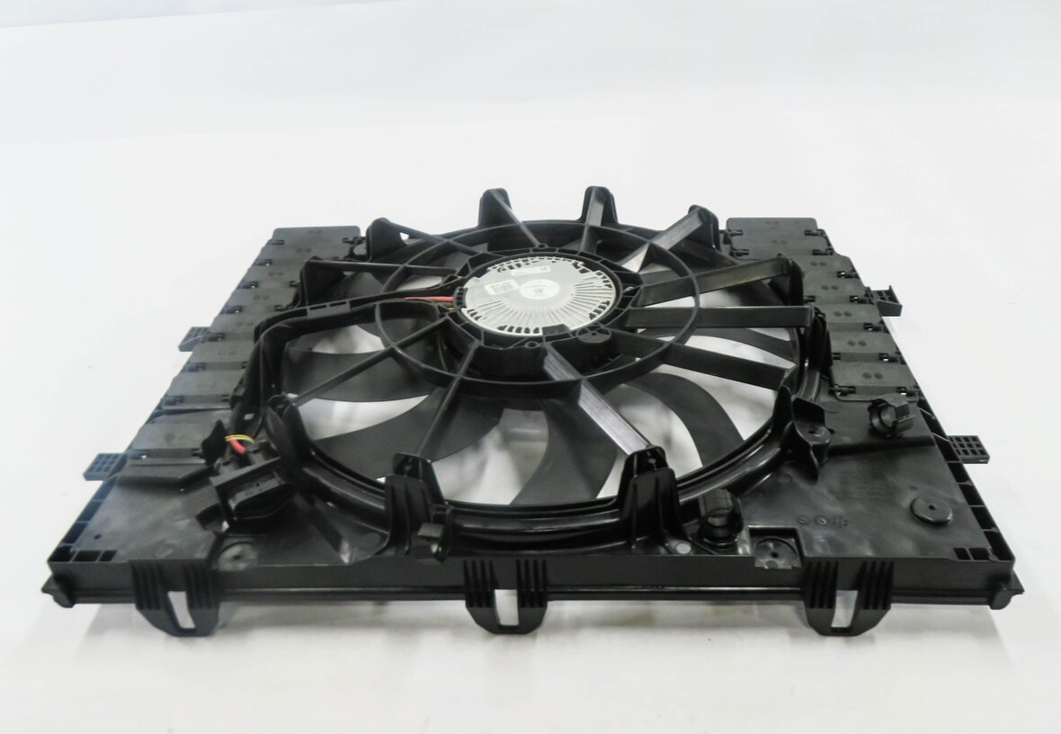 Thumbnail 6: 2011-2018 PORSCHE CAYENNE (958) 3.0L DIESEL / 4.8L ENGINE - RADIATOR COOLING FAN