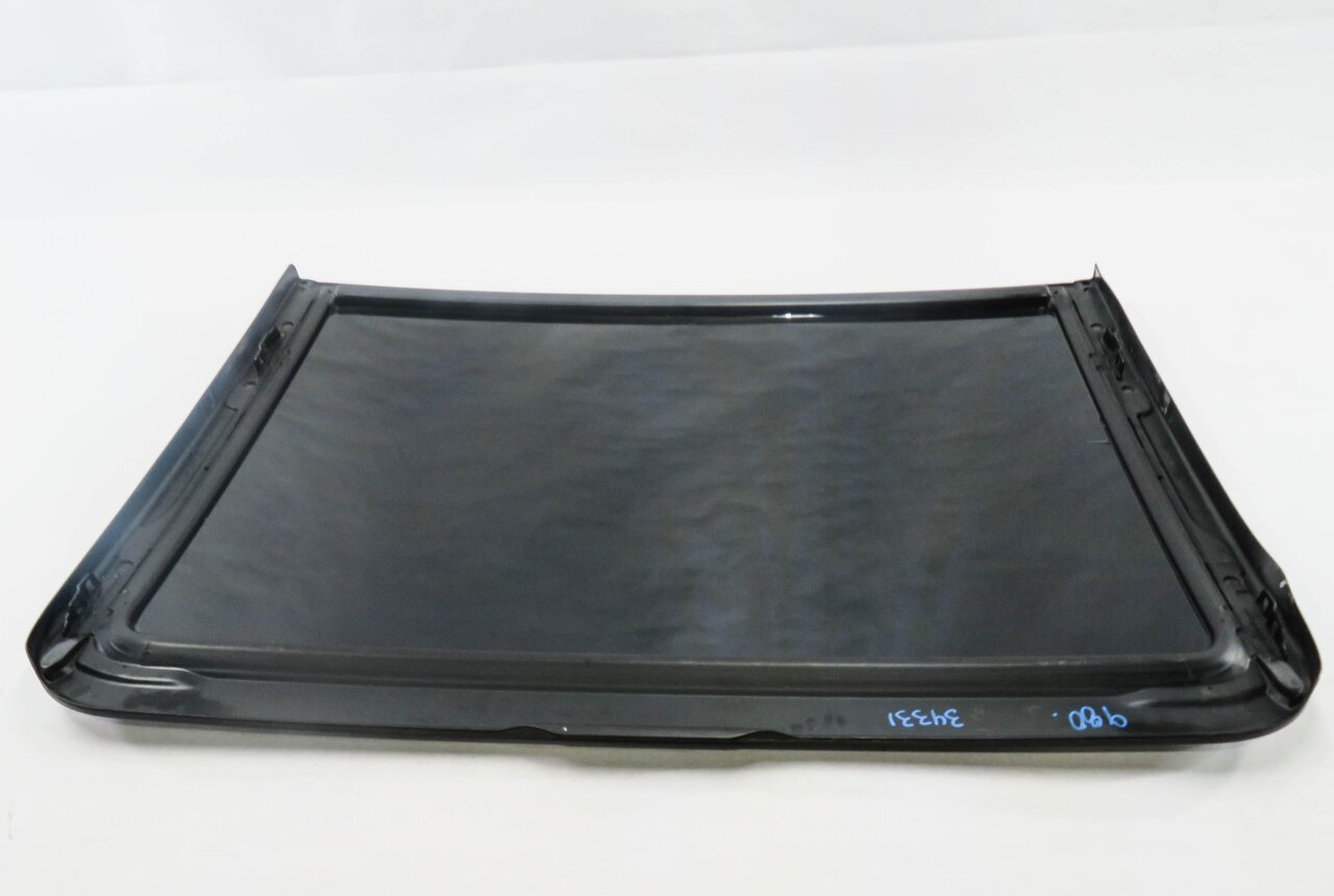 Thumbnail 5: 2011-2018 PORSCHE CAYENNE (958) PANORAMIC SUNROOF GLASS WINDOW (FRONT)