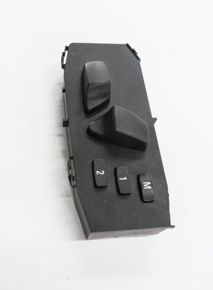 Thumbnail 4: 2008 BMW 335i (E92) LEFT FRONT DRIVER MEMORY SEAT ADJUSTMENT SWITCH