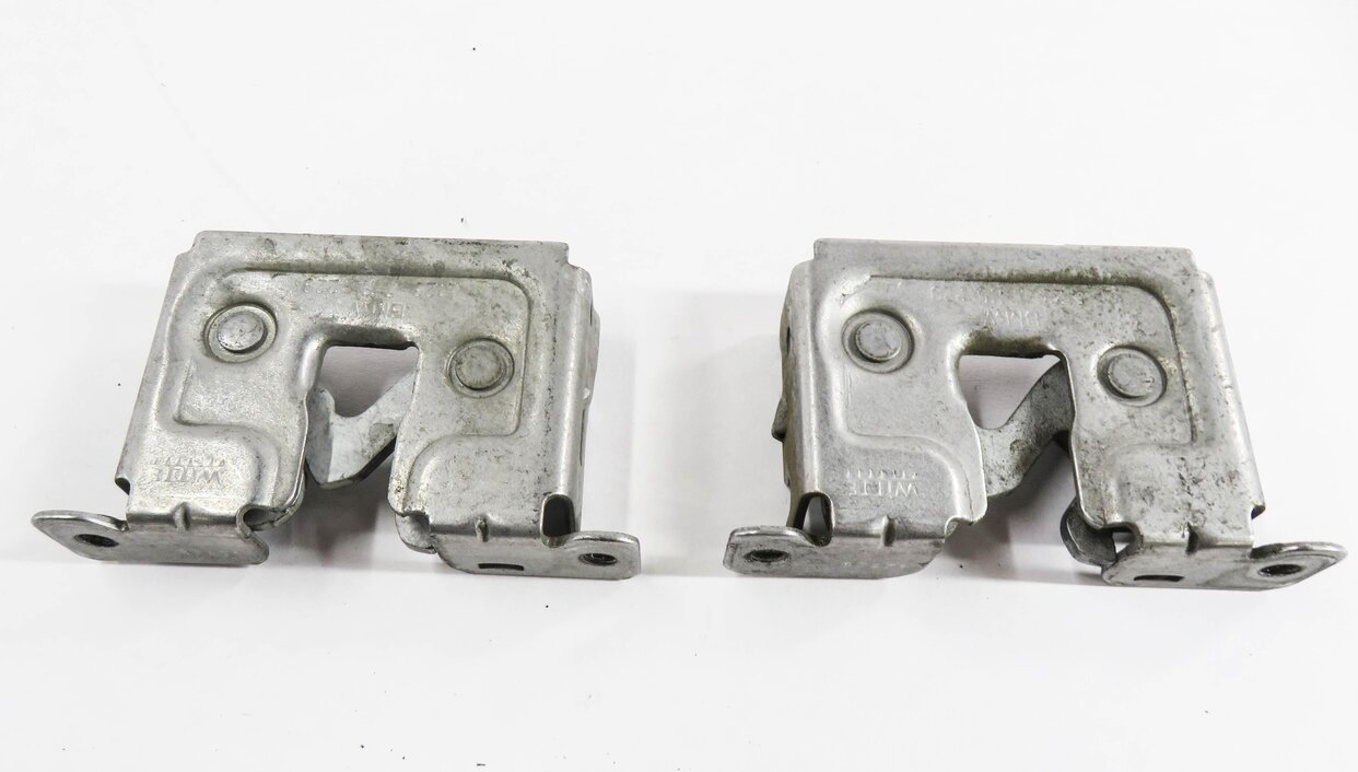 Thumbnail 2: 2008 BMW 335i (E90) FRONT LOWER HOOD LOCK LATCH SET-2