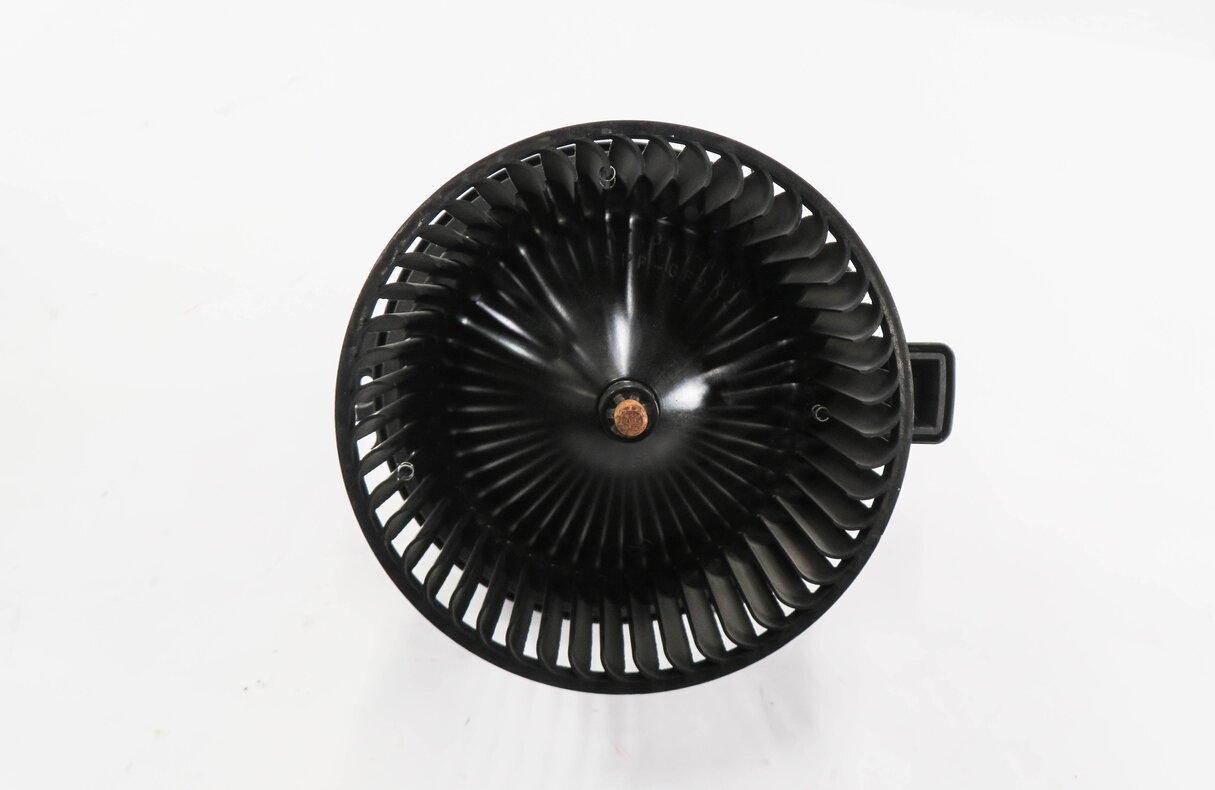 Thumbnail 2: 2017-2020 AUDI A4 A5 Q7 S5 SQ5 (B9 8W 8W6 80A 4M) FRONT HEATER A/C BLOWER MOTOR