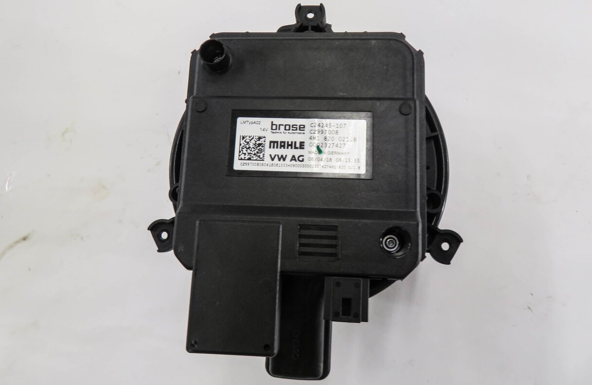 Thumbnail 4: 2017-2020 AUDI A4 A5 Q7 S5 SQ5 (B9 8W 8W6 80A 4M) FRONT HEATER A/C BLOWER MOTOR