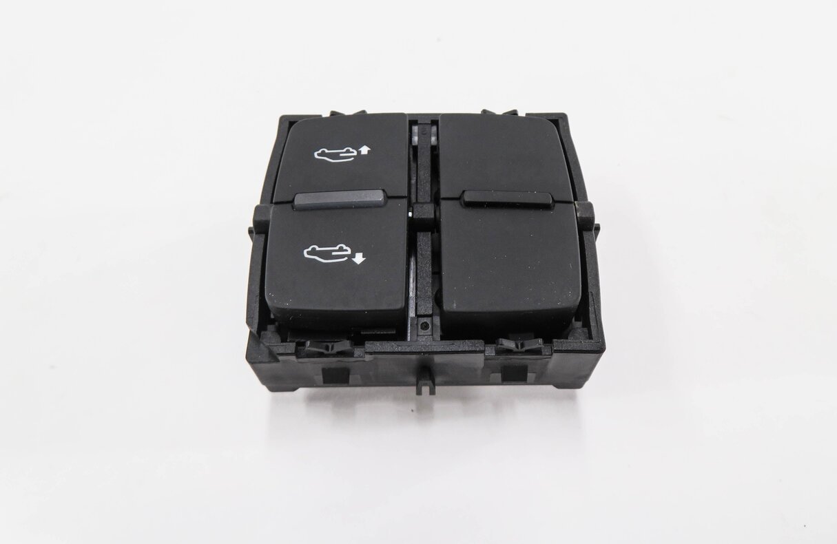 Thumbnail 3: 2018 AUDI SQ5 (FY 80A) REAR 3rd THIRD ROW SEAT ADJSUTMENT SWITCH
