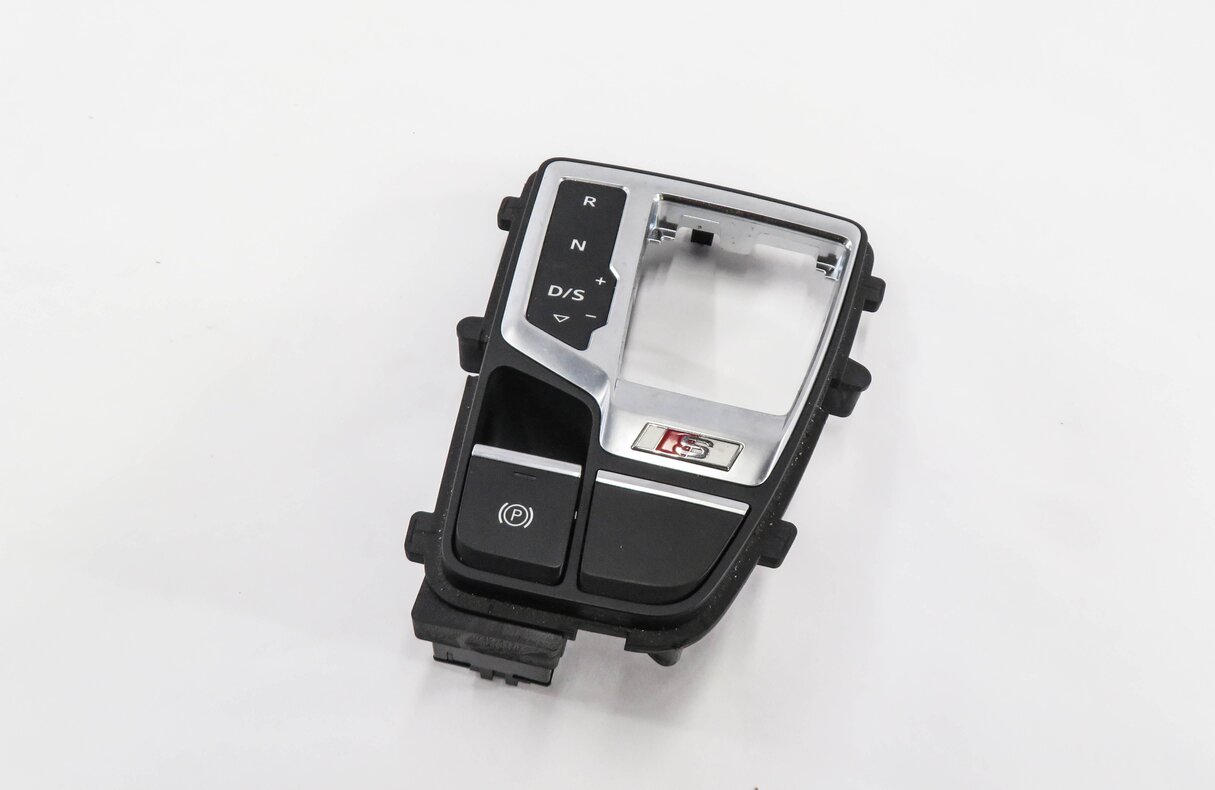 2018 AUDI SQ5 (FY 80A) TRANSMISSION GEAR SHIFTER SHIFT TRIM w/ BRAKE SWITCH