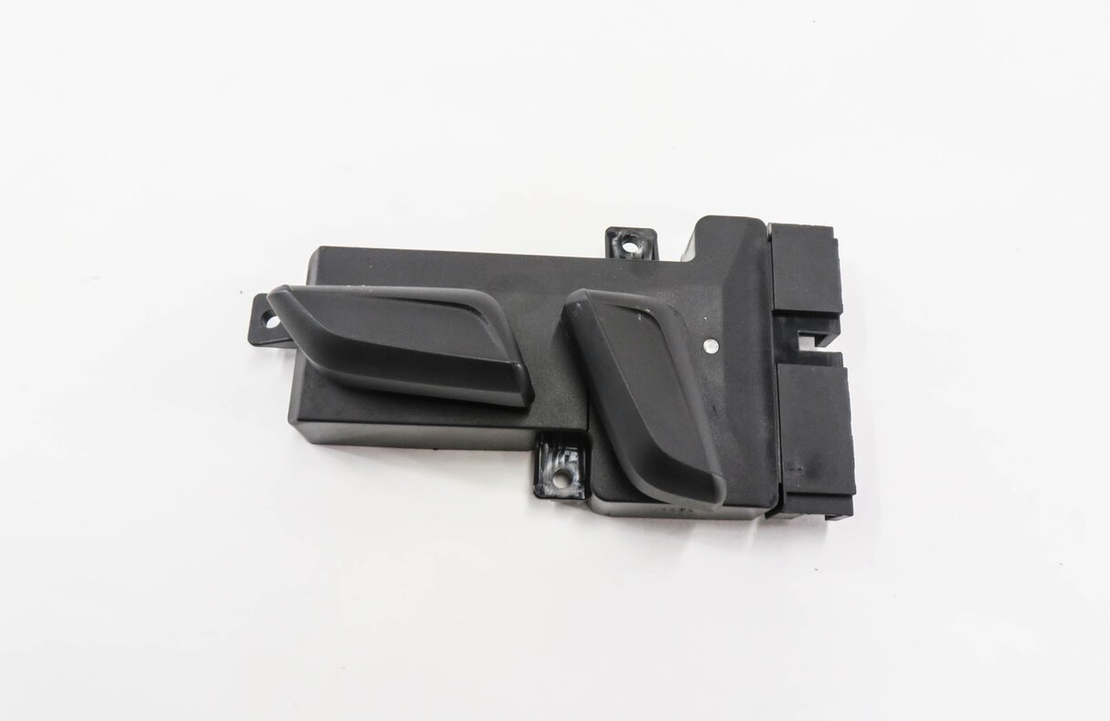 Thumbnail 2: 2018 AUDI SQ5 (FY 80A) RIGHT FRONT PASSENGER SEAT ADJUSTMENT SWITCH BUTTON