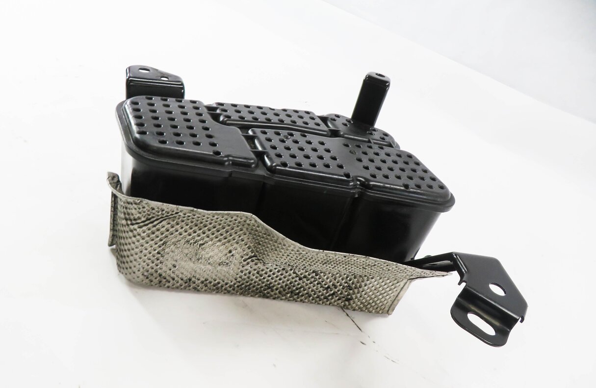 Thumbnail 4: 2018-2022 AUDI Q5 SQ5 (FY 80A) EMISSIONS FUEL VAPOR CHARCOAL CANISTER