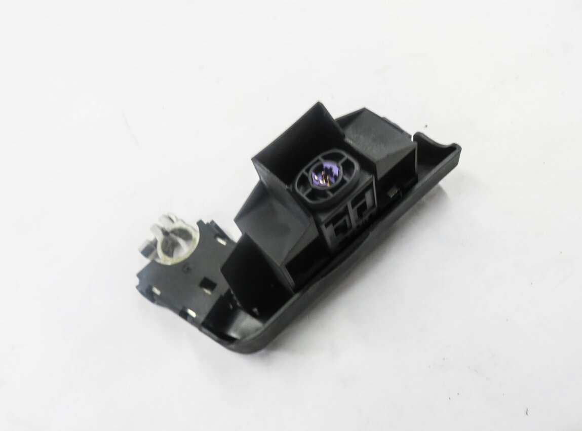 2014 AUDI A4 (B8 8K) POSITIVE BATTERY TERMINAL w/ MONITOR MODULE