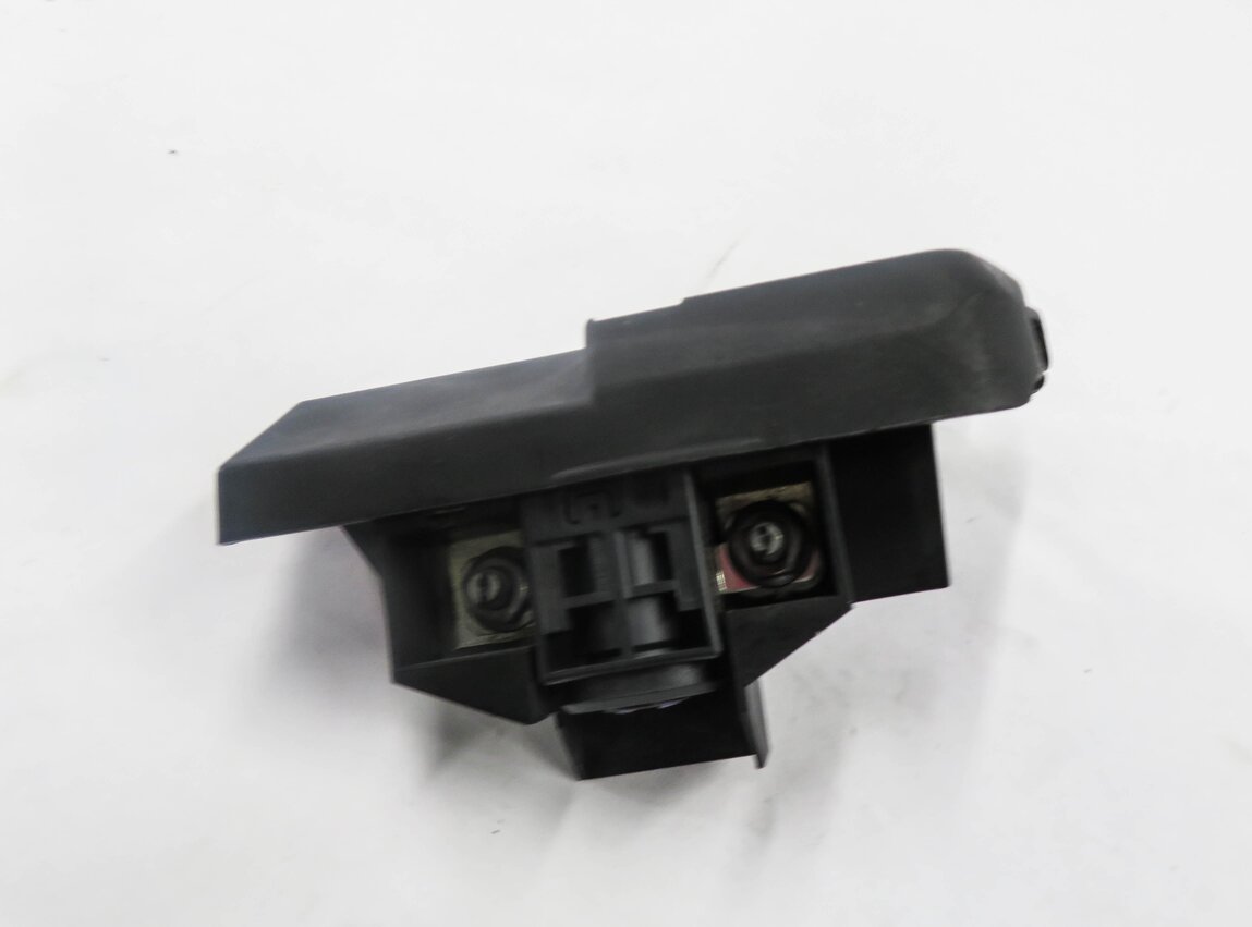 Thumbnail 7: 2014 AUDI A4 (B8 8K) POSITIVE BATTERY TERMINAL w/ MONITOR MODULE