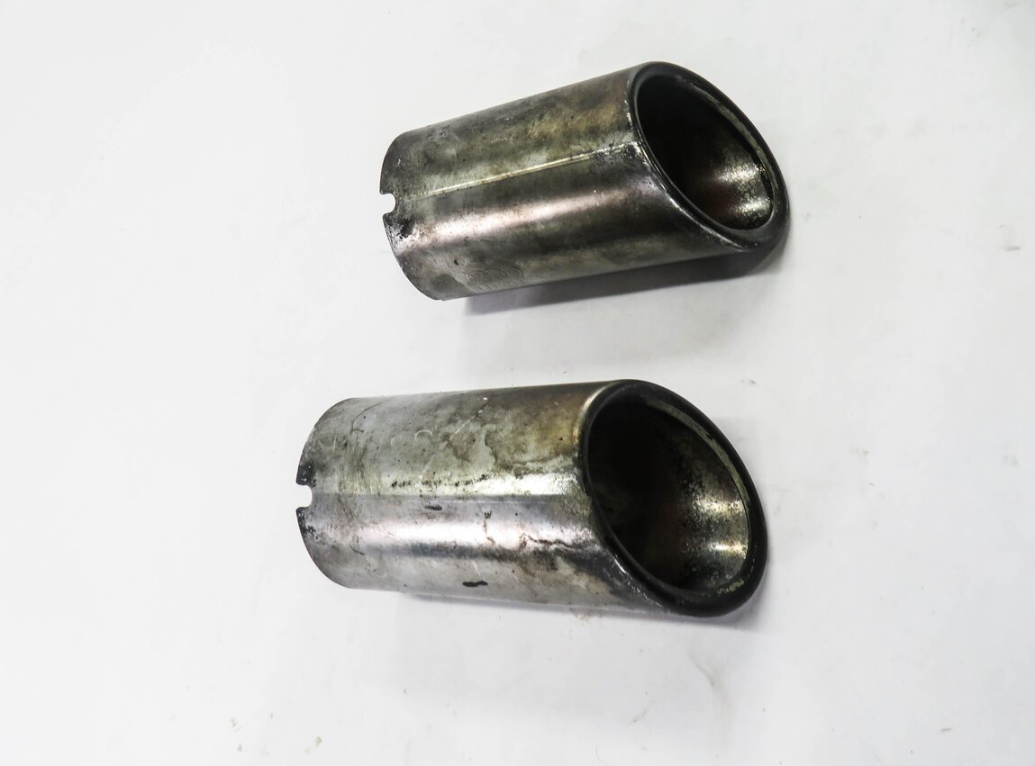 Thumbnail 3: 2013-2016 AUDI A4 (B8 8K) EXHAUST TIP SET