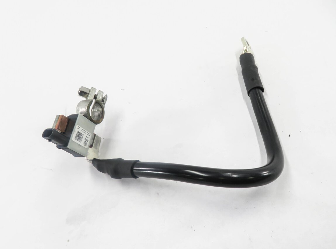 Thumbnail 2: 2014 AUDI A4 (B8 8K) NEGATIVE BATTERY CABLE