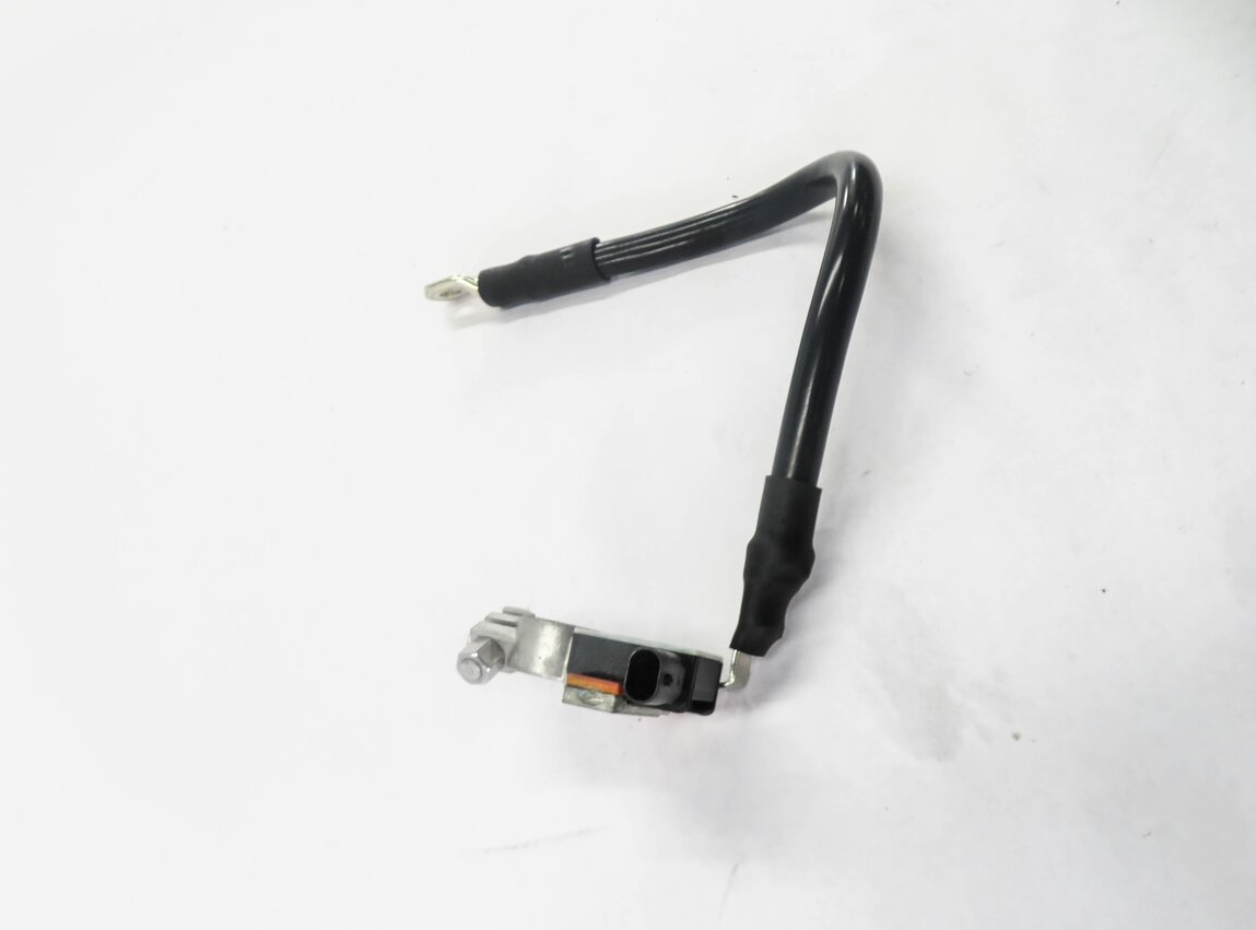 Thumbnail 4: 2014 AUDI A4 (B8 8K) NEGATIVE BATTERY CABLE
