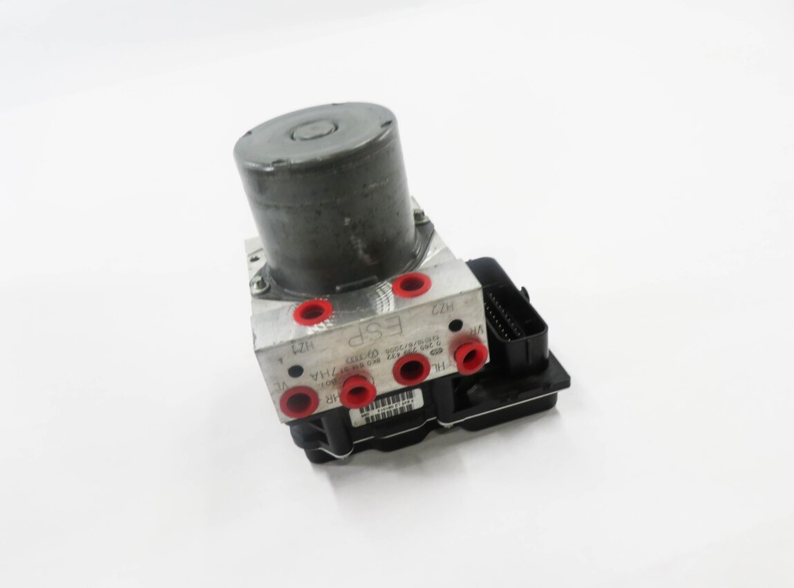Thumbnail 1: 2014-2017 AUDI A4 S4 A5 S5 (B8 8K 8T) AWD QUATTRO - ESP ABS BRAKE PUMP w/ MODULE