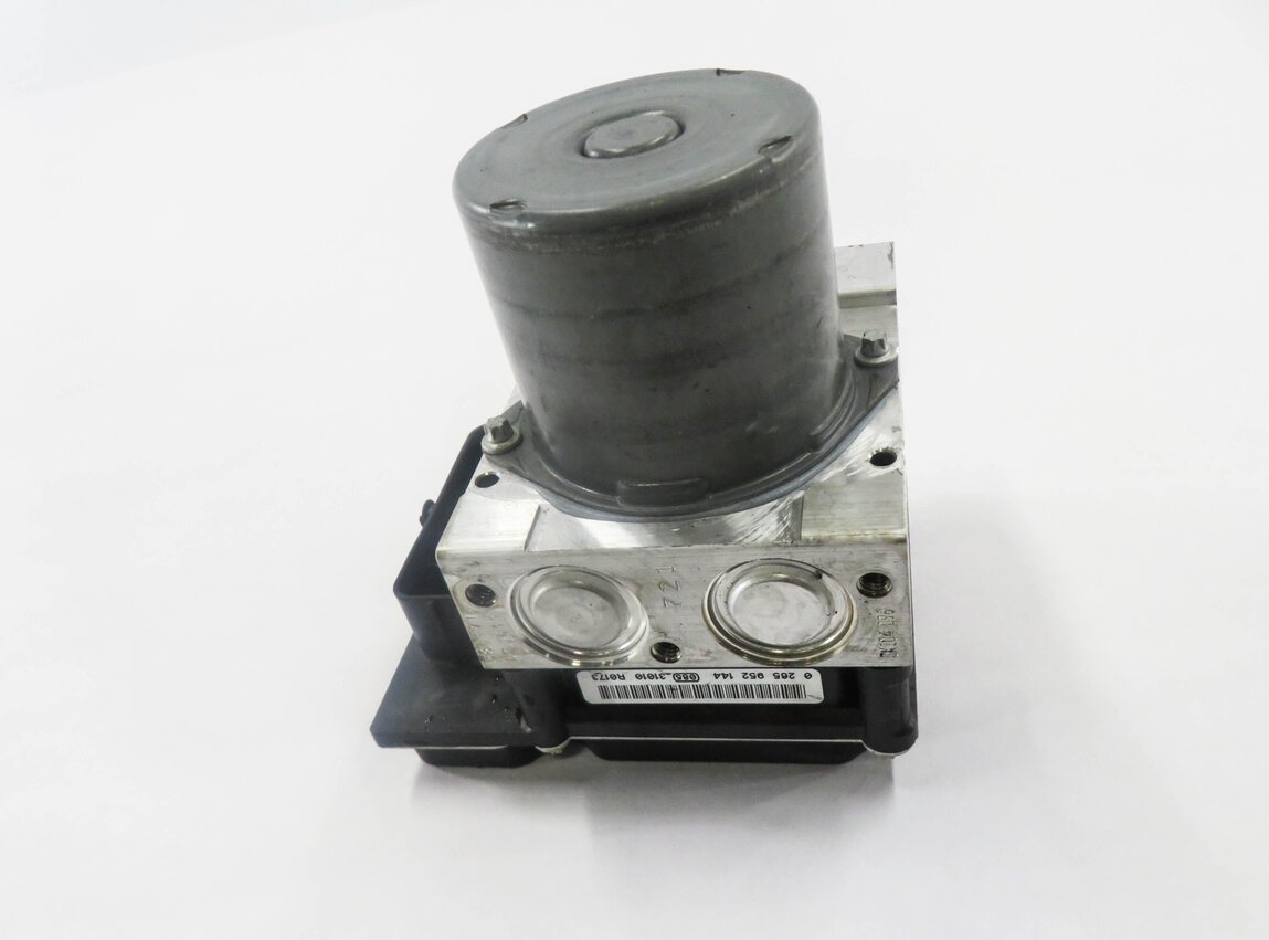 Thumbnail 5: 2014-2017 AUDI A4 S4 A5 S5 (B8 8K 8T) AWD QUATTRO - ESP ABS BRAKE PUMP w/ MODULE