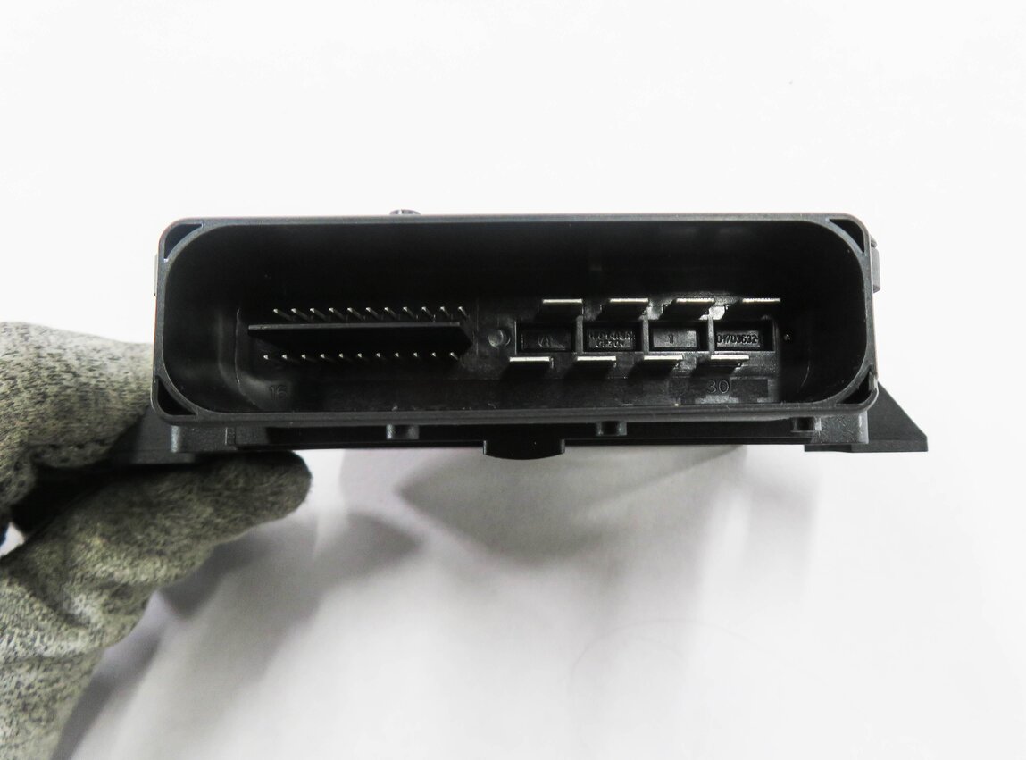Thumbnail 7: 2013-2017 AUDI A4 S4 A5 S5 RS5 Q5 SQ5 ALLROAD (B8 8K 8T 8R) PARKING BRAKE MODULE