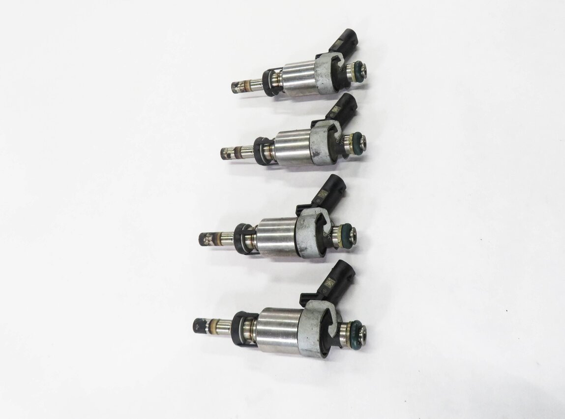 Thumbnail 3: 2013-2017 AUDI A4 A5 Q5 (B8 8K 8R 8T) 2.0L TURBO ENGINE FUEL INJECTOR SET