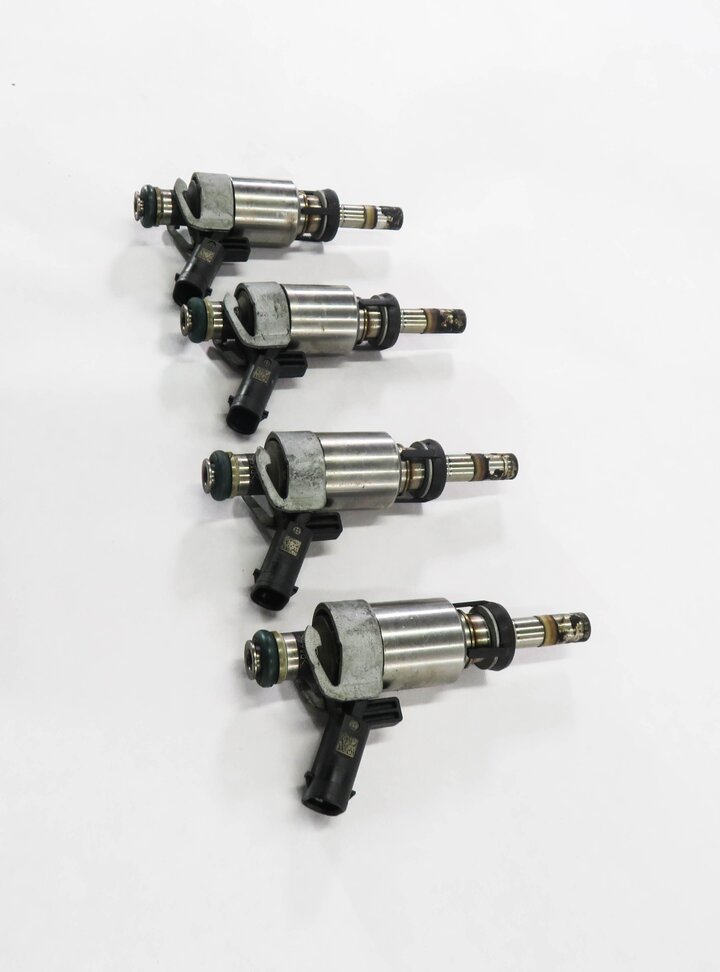 Thumbnail 4: 2013-2017 AUDI A4 A5 Q5 (B8 8K 8R 8T) 2.0L TURBO ENGINE FUEL INJECTOR SET
