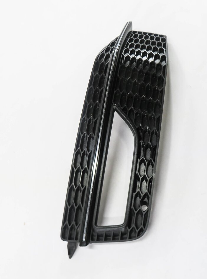 Thumbnail 4: 2013-2016 AUDI A4 (B8 8K) LEFT FRONT DRIVER FOGLIGHT GRILLE TRIM (S-LINE)