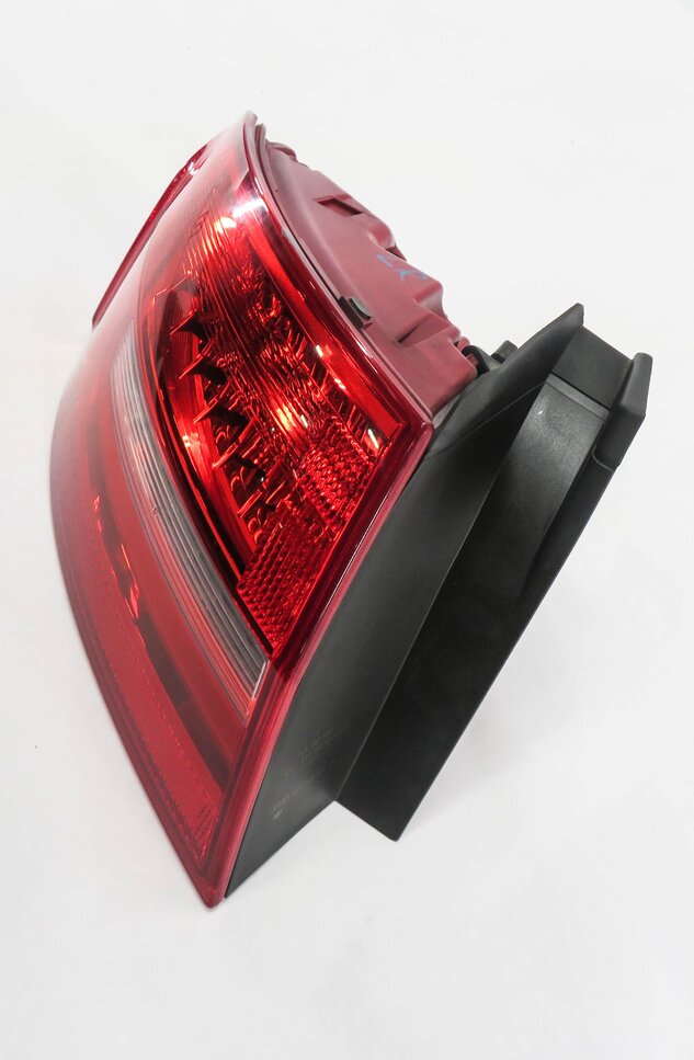 Thumbnail 4: 2013-2016 AUDI A4 S4 (B8 8K) LEFT DRIVER OUTER LED TAILLIGHT BRAKE LIGHT LAMP
