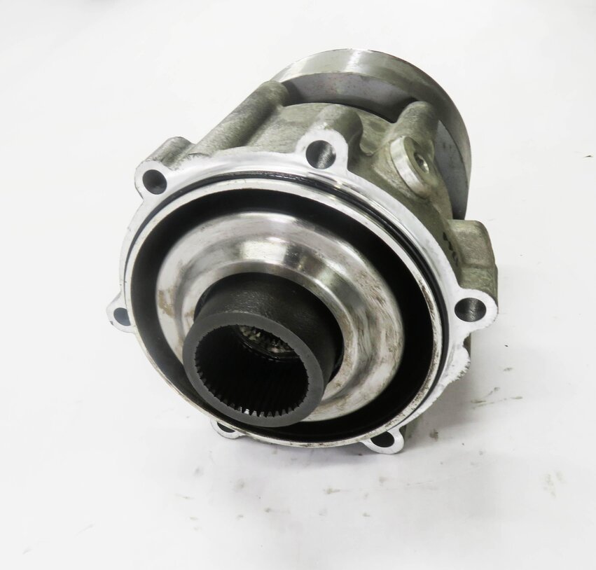 Thumbnail 3: 2013-2016 AUDI A4 (B8 8K) AWD QUATTRO - CENTER DIFFERENTIAL TAILSHAFT