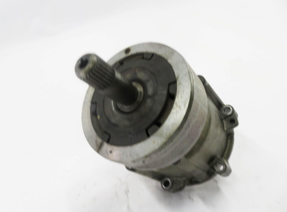 Thumbnail 6: 2013-2016 AUDI A4 (B8 8K) AWD QUATTRO - CENTER DIFFERENTIAL TAILSHAFT