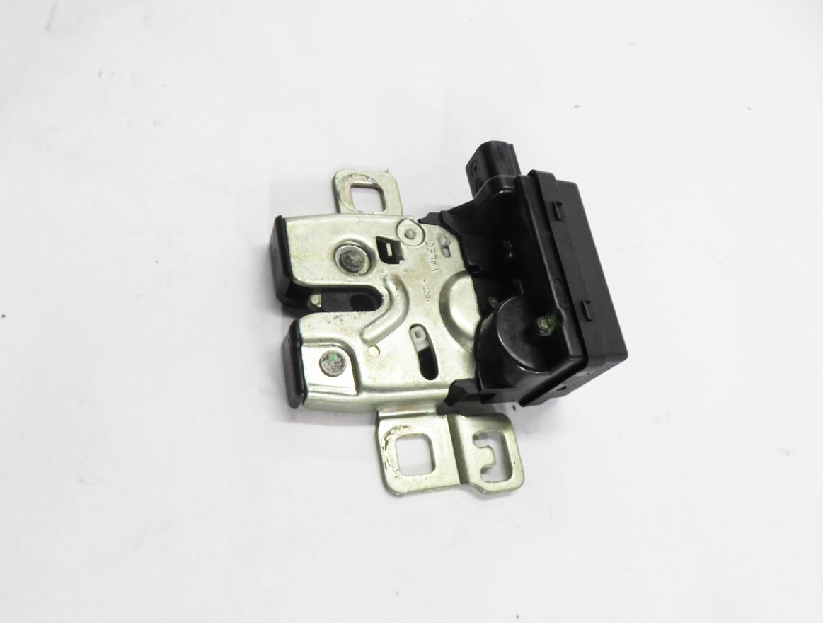 Thumbnail 4: 2007 RANGE ROVER SPORT (L320) REAR TRUNK GLASS UPPER LOCK LATCH ACTUATOR