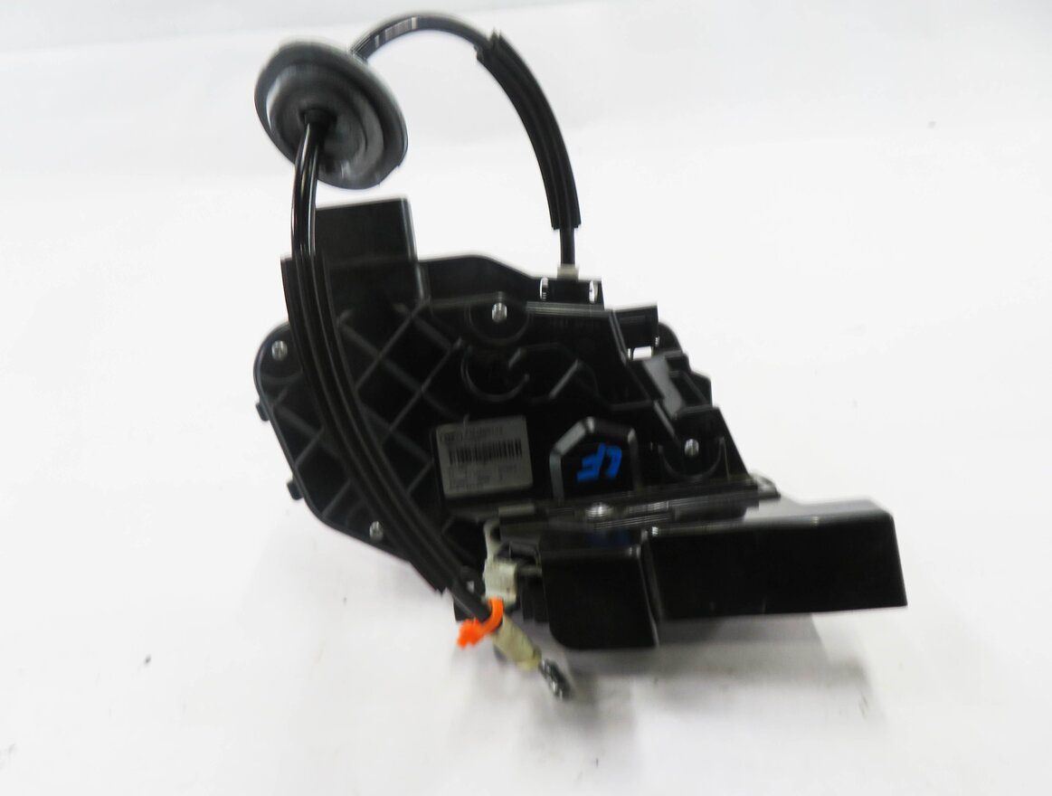 Thumbnail 2: 2007-2019 RANGE ROVER SPORT EVOQUE LR2 LR3 LR4 - LEFT FRONT DRIVER DOOR LATCH