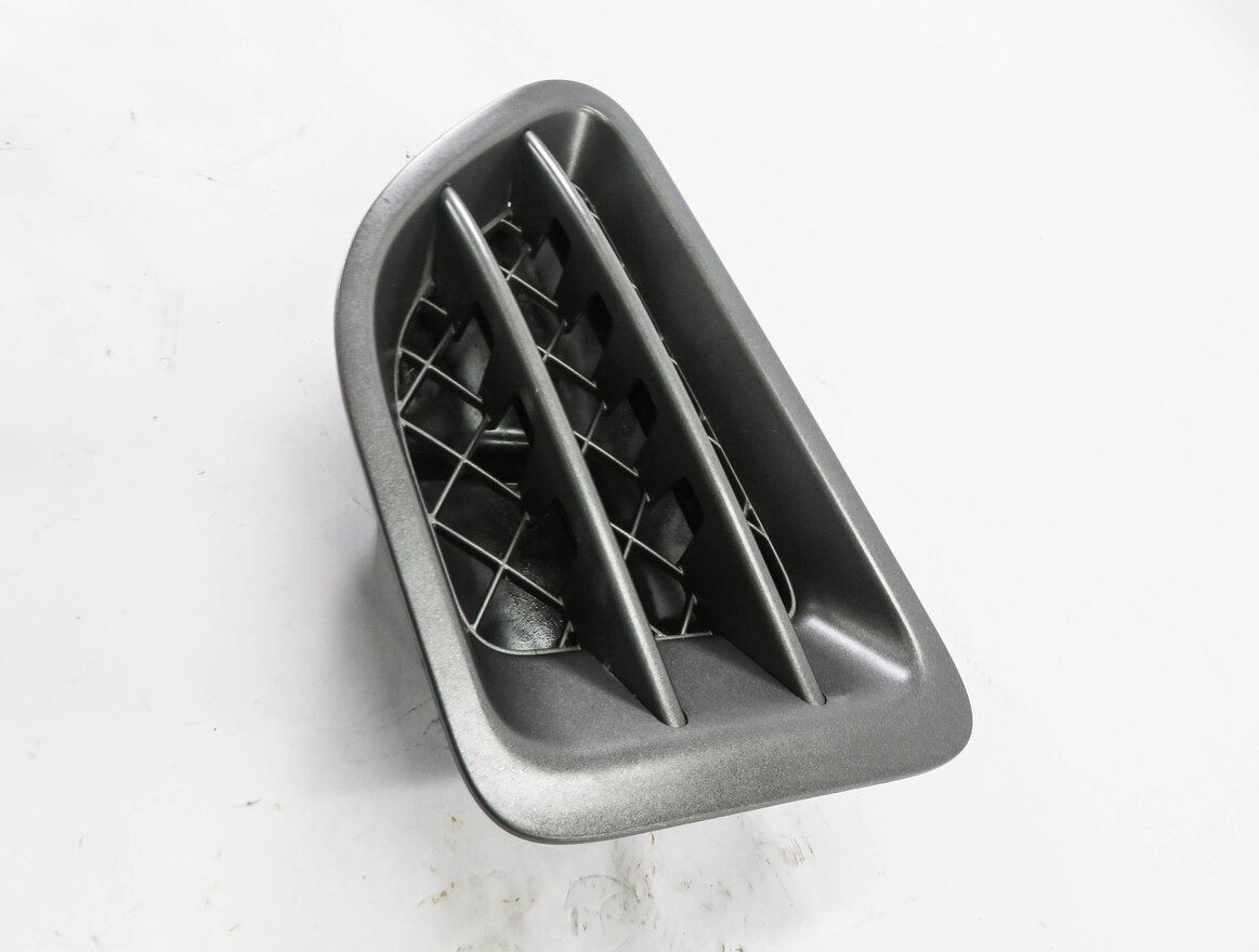 Thumbnail 4: 2007 RANGE ROVER SPORT (L320) LEFT FRONT DRIVER FENDER GRILLE TRIM