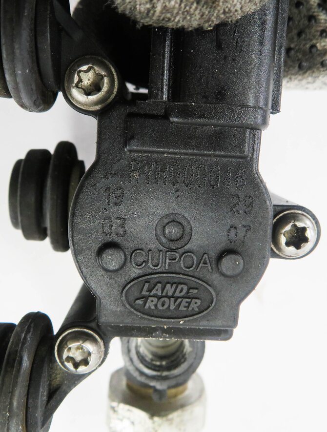 Thumbnail 8: 2007 RANGE ROVER SPORT (L320) AIR SUSPENSION VALVE BLOCK SET-3
