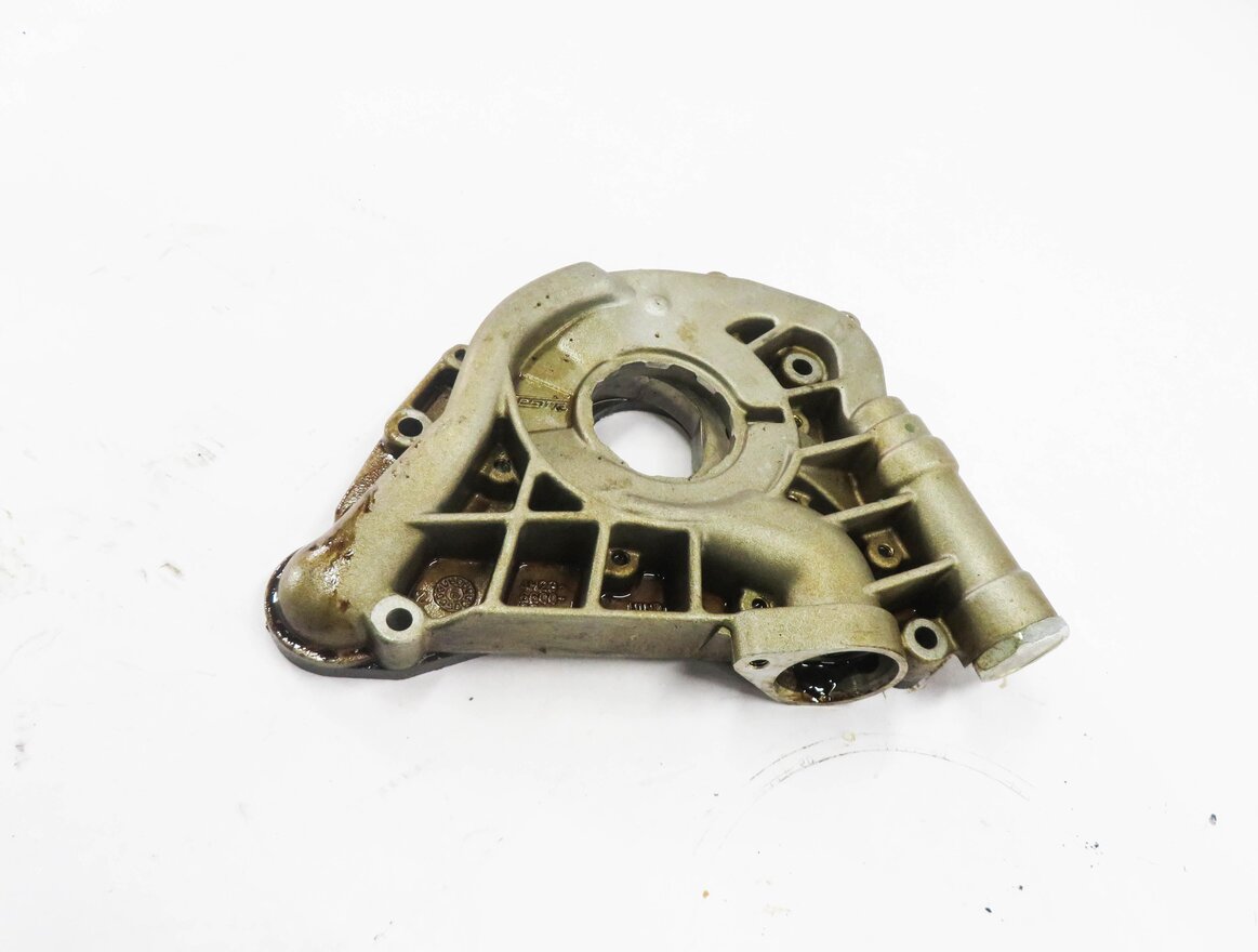 2007 RANGE ROVER SPORT (L320) 4.4L V8 ENGINE - OIL PUMP