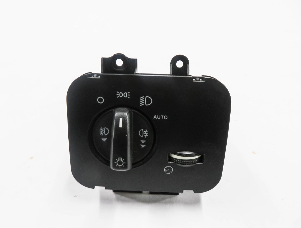 Thumbnail 7: 2005-2009 LAND ROVER LR3 / RANGE ROVER SPORT (L320) HEADLIGHT SWITCH