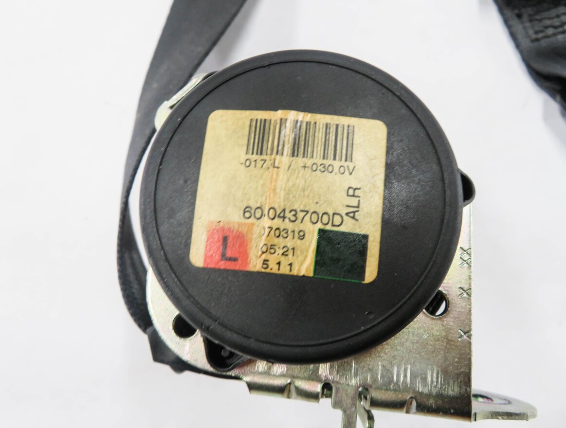 Thumbnail 6: 2007 RANGE ROVER SPORT (L320) 2nd ROW SEAT - LEFT SEATBELT RETRACTOR (BLACK)