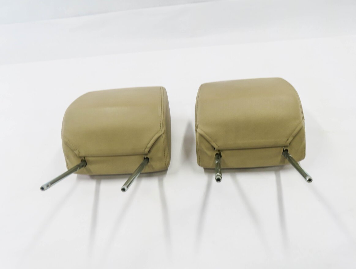 Thumbnail 2: 2007 RANGE ROVER SPORT (L320) FRONT LEFT & RIGHT SEAT HEADREST SET-2 (BEIGE)