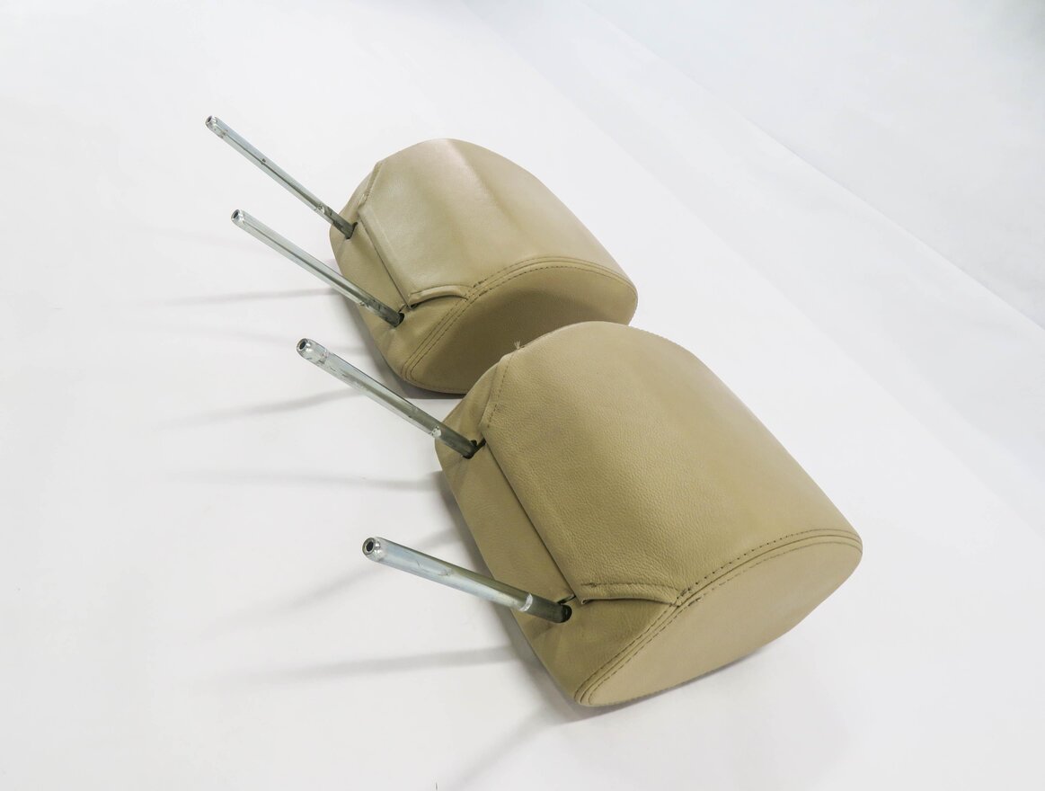 Thumbnail 3: 2007 RANGE ROVER SPORT (L320) FRONT LEFT & RIGHT SEAT HEADREST SET-2 (BEIGE)