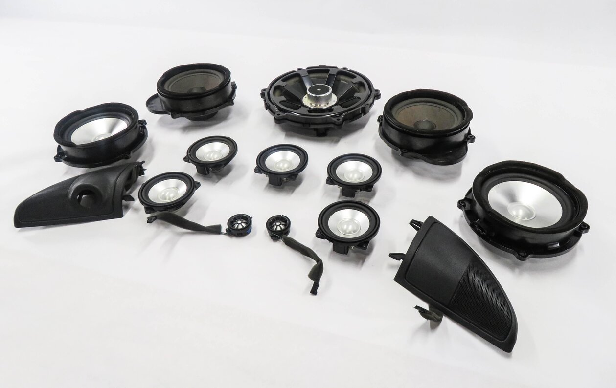 2007 RANGE ROVER SPORT (L320) RADIO STEREO LOGIC-7 AUDIO SUBWOOFER SPEAKER SET