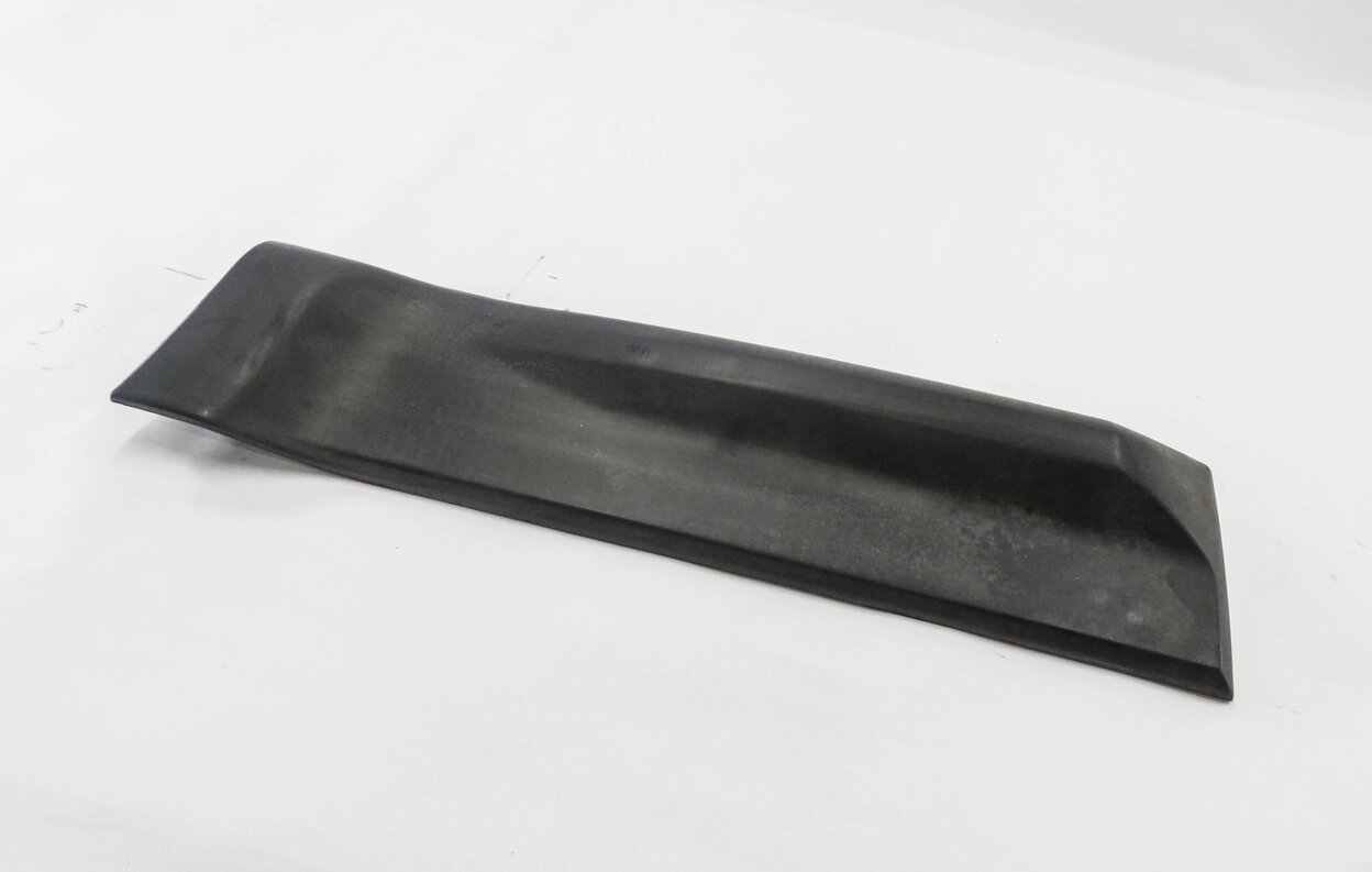 2007 RANGE ROVER SPORT (L320) LEFT REAR DOOR LOWER MOULDING RUNNER TRIM