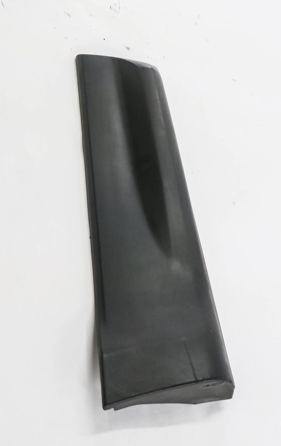 Thumbnail 4: 2007 RANGE ROVER SPORT (L320) RIGHT REAR DOOR LOWER MOULDING RUNNER TRIM